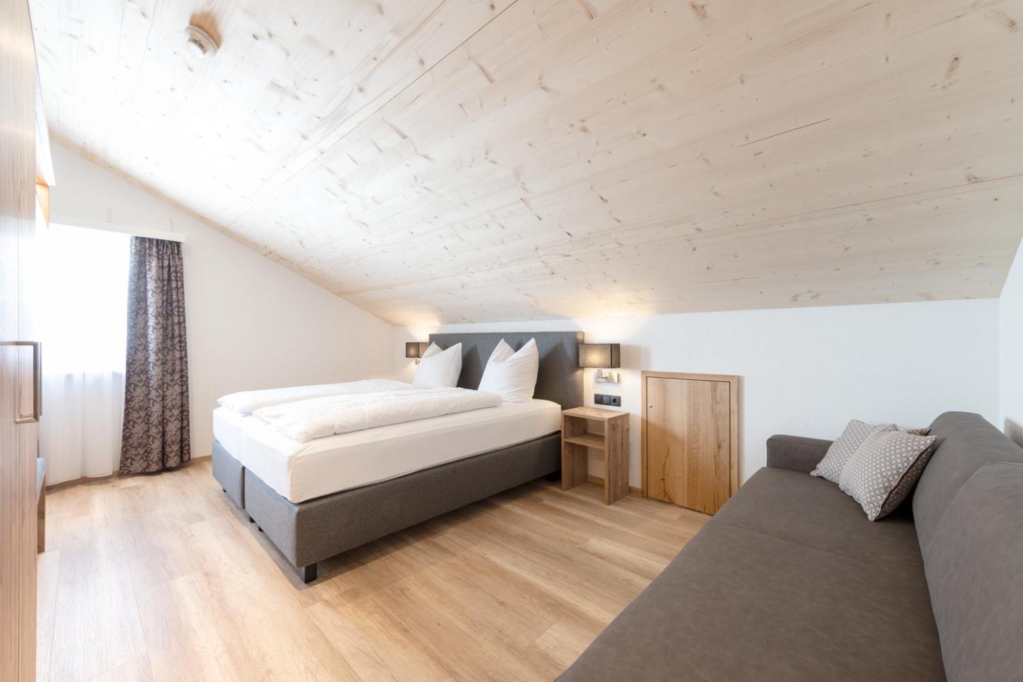 Tannberg Apartment Schroecken